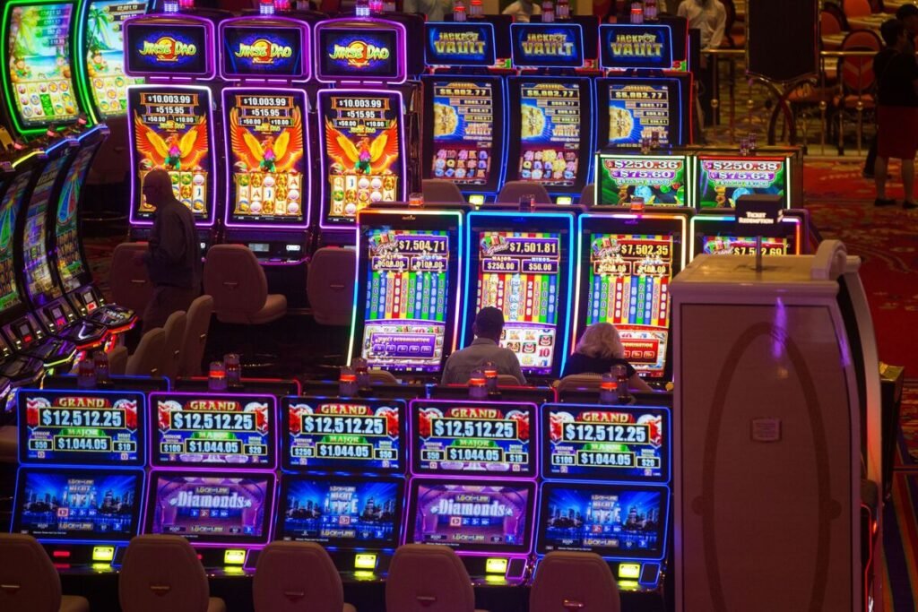 Coba Peruntunganmu di Toto 4D APEXTOTO, Bandar Toge Online dengan Bet 100 Termurah
